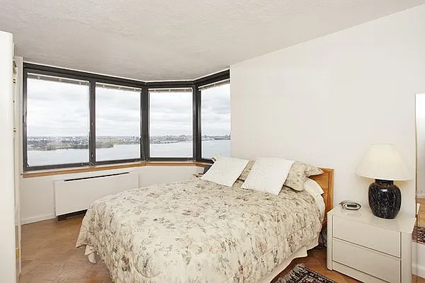 Rented by RHI Group | media 26