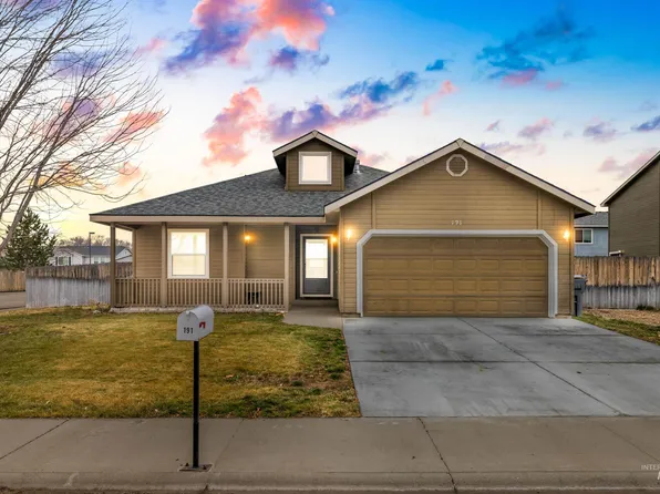 191 SW Quaker Dr, Mountain Home, ID 83647