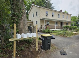 214 Maple Ave #2L, Kerhonkson, NY 12446