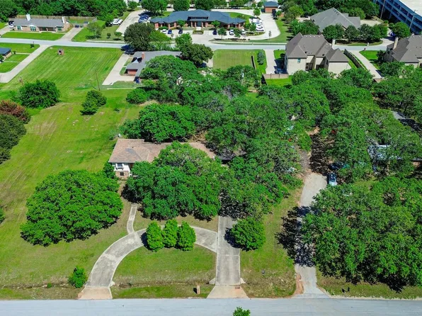 475 Briarwood Dr, Southlake, TX 76092