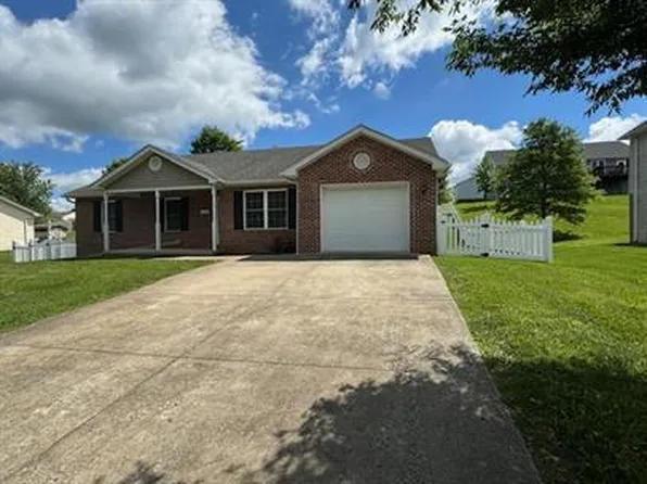 1116 Ashby St, Front Royal, VA 22630