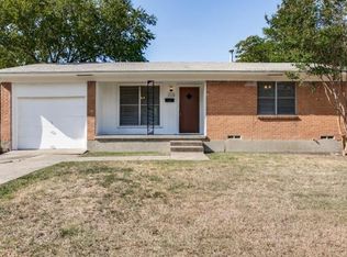 1115 Noble Ave, Carrollton, TX 75006
