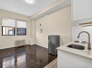 158 Willow St APT 1C, Yonkers, NY 10701