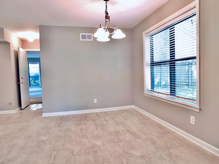 1411 Leafhaven Cv — Photo 17