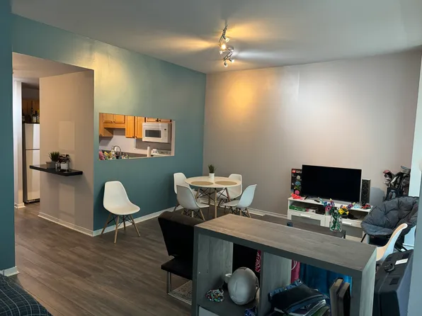 211 E Ohio St APT 612, Chicago, IL 60611