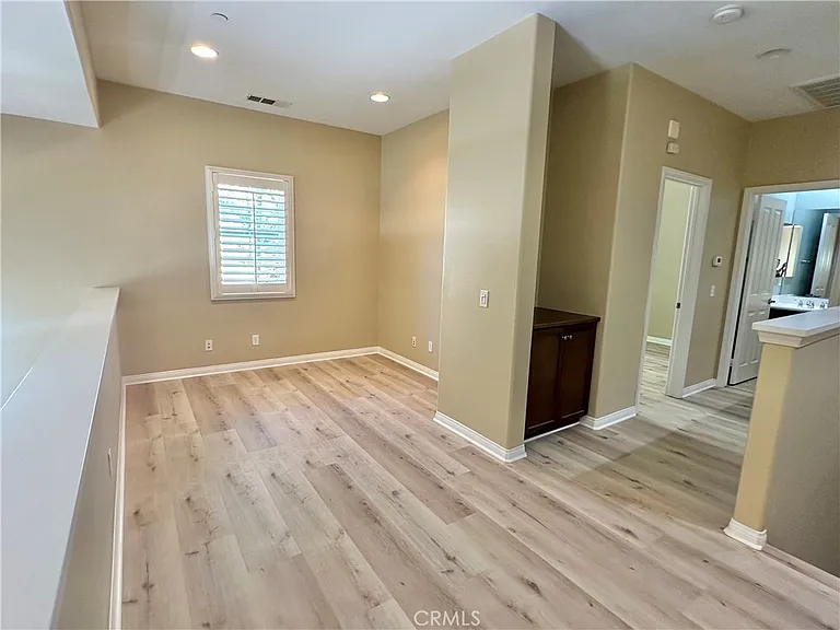 1411 Montgomery St — Photo 12