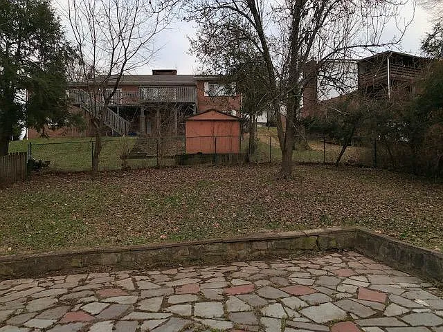 423 McKinley Ave — Photo 3