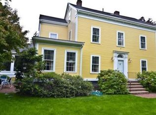 9 Warren St, Salem, MA 01970