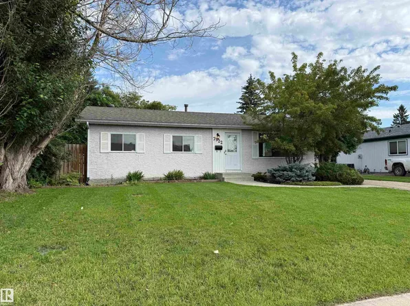 7922 97th Ave, Fort Saskatchewan, AB T8L 3G6