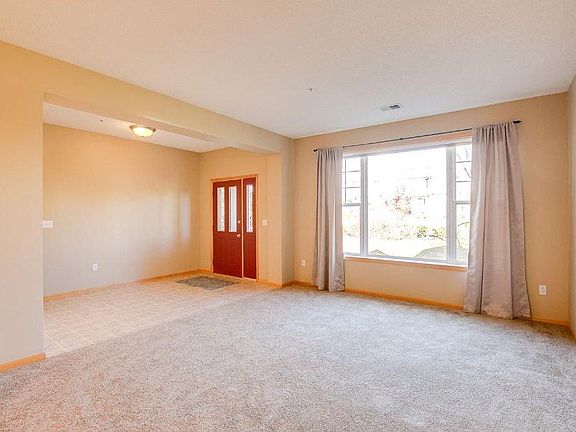 5th image of 13905 53rd Ave N APT 6