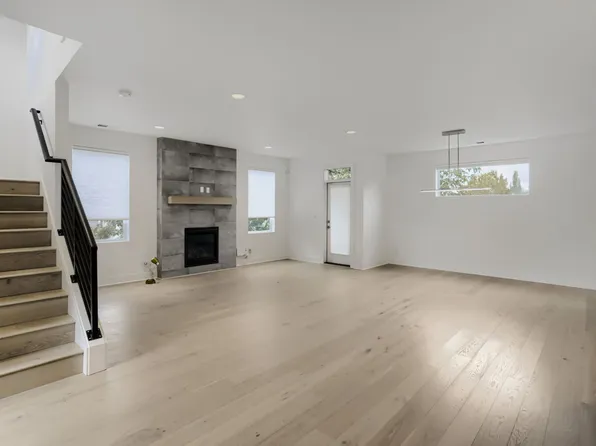 1741 SE Brooklyn St, Portland, OR 97202