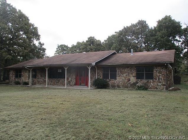 1st image of 1696 E Hereford Ln