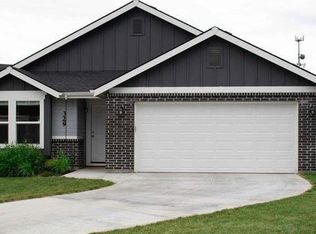 329 E Mikyl Ridge Loop, Nampa, ID 83686