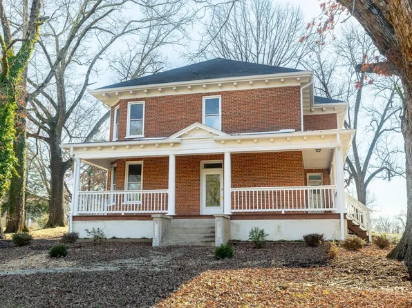 211 Cook Ave, Brookneal, VA 24528