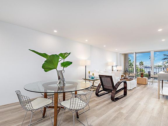 3rd image of 1801 S Flagler Dr APT 306