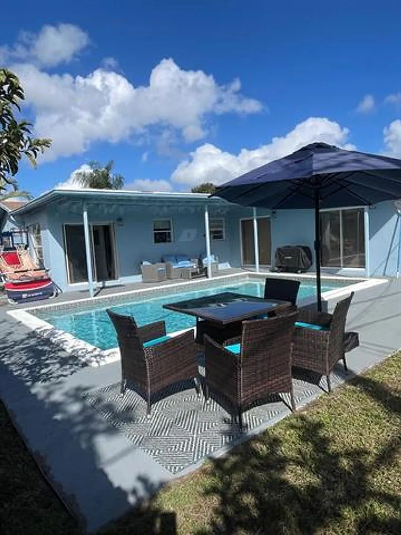 6456 Custer St # 6456, Hollywood, FL 33024 — Photo 2