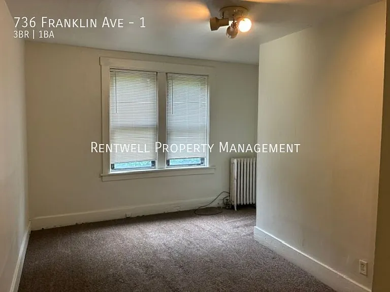 736 Franklin Ave #1 — Photo 12