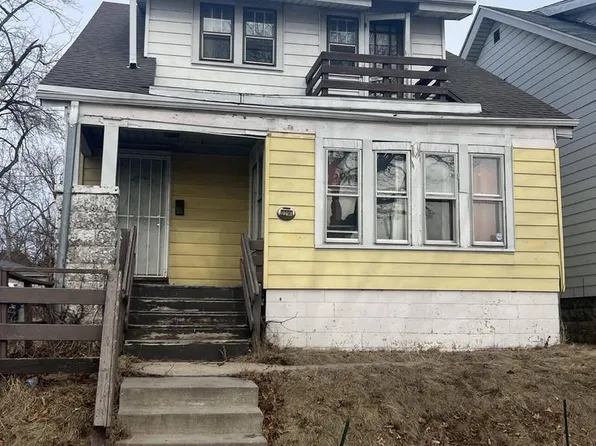 2214 West Auer AVENUE, Milwaukee, WI 53206