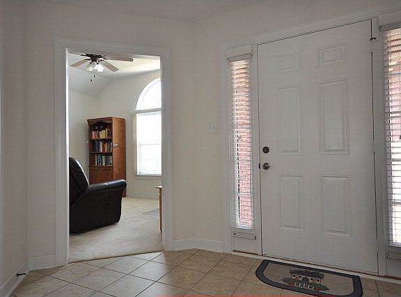 4th image of 607 Ventana Dr