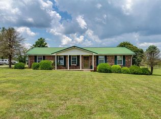 5038 E Robertson Rd, Cross Plains, TN 37049