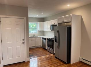 134 School St FLOOR 3, Pawtucket, RI 02860