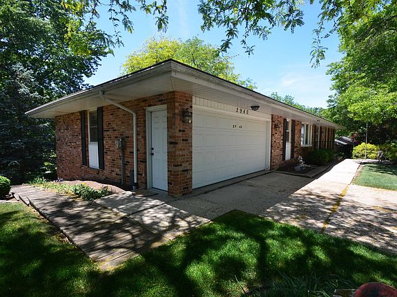 4th image of 2940 Imperial Oaks Dr