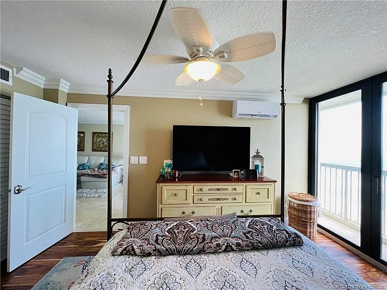 10600 S Ocean Dr #701 — Photo 52