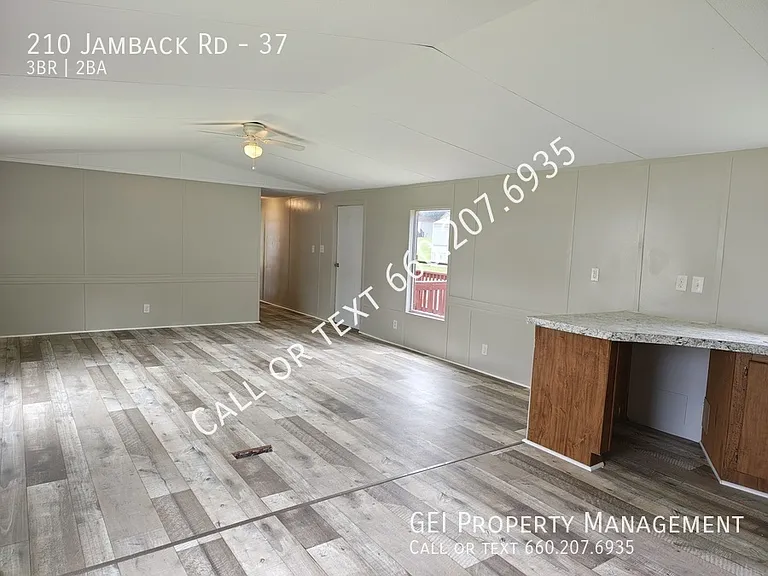 210 Jamback Rd #37 — Photo 6