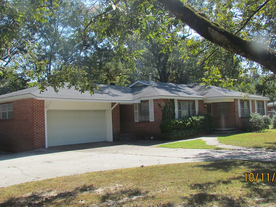 1st image of 223 Olive St