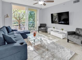 214 Villa Cir #214, Boynton Beach, FL 33435