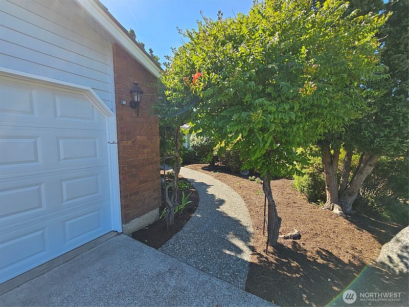 2nd image of 1445 Arnold Road
