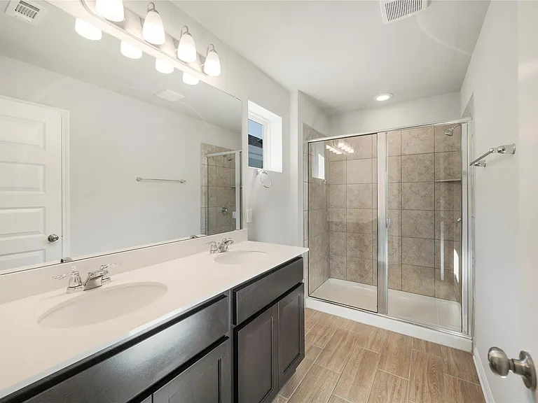 2045 Arendale Dr — Photo 13