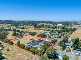 724 Liberty Rd, Petaluma, CA 94952
