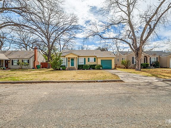 2nd image of 1307 W Avenue M