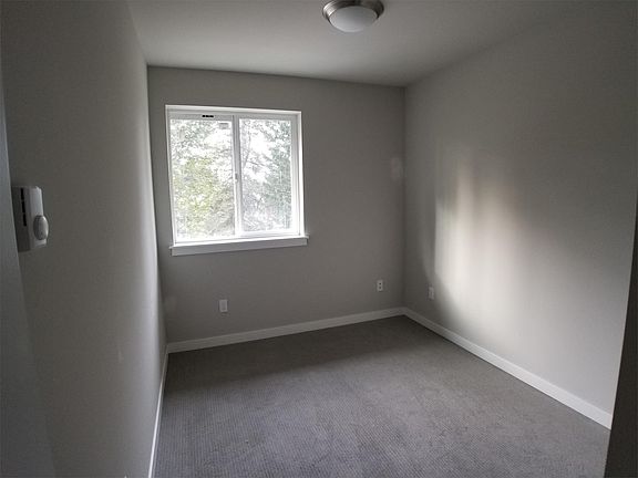 3rd image of 2031 170th St SW #A