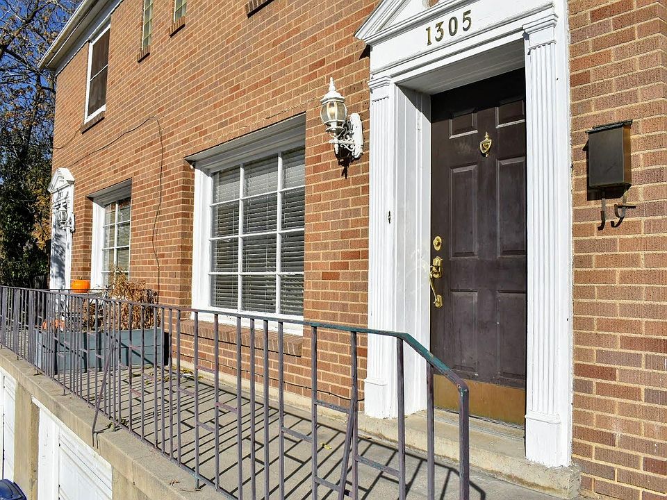 1st image of 1305 Roosevelt Ave