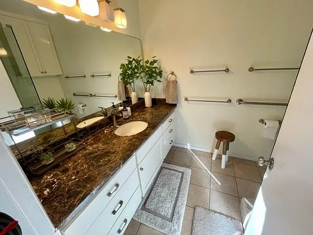 702 Park Ave #201 — Photo 14