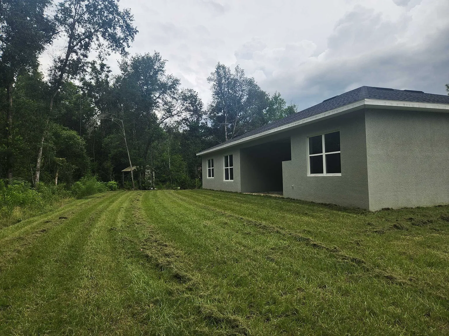 3 bed, 2366 sqft, $2,500 — Photo 3