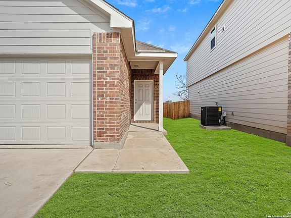 2nd image of 5018 Sandstone Way