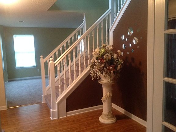 3rd image of 737 Breanna Dr