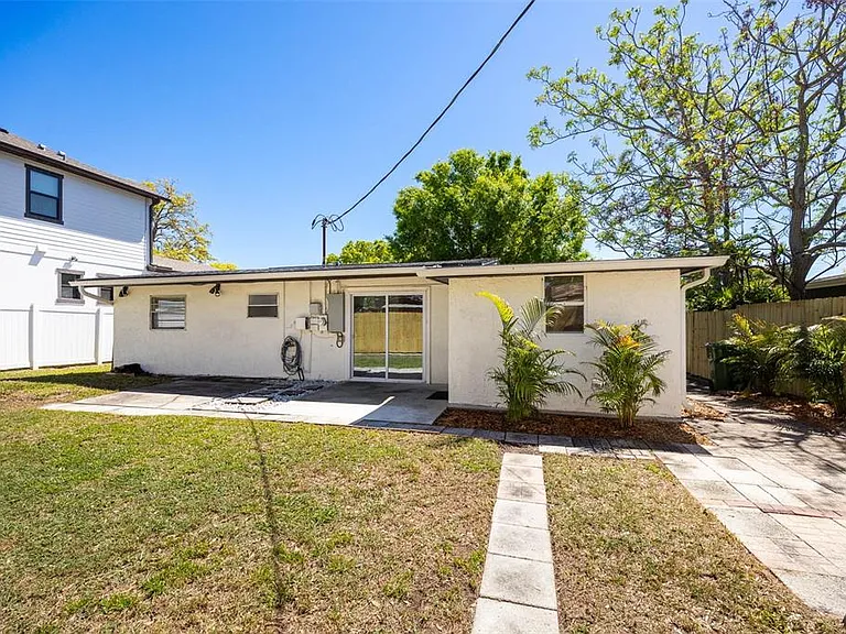 4427 W Oklahoma Ave — Photo 32
