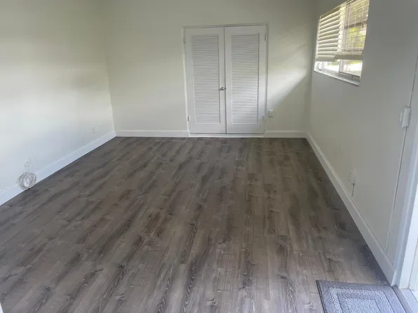 2601 NE 27th St, Lighthouse Pt, FL 33064