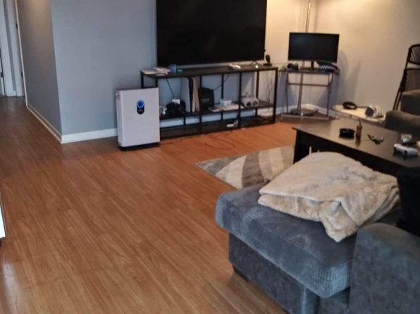 3225 W 111th St APT 105