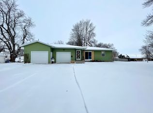 1102 Stewart St, Ruthven, IA 51358