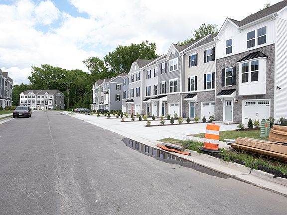 2nd image of 222 Tern Ave #1