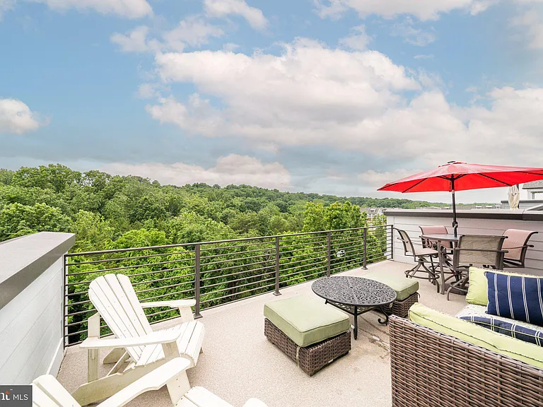1521 Ribbon Limestone Ter SE — Photo 32