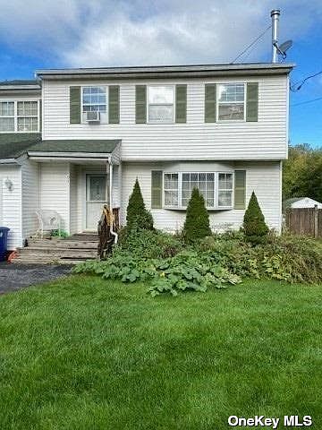 2nd image of 94 Sally Ln
