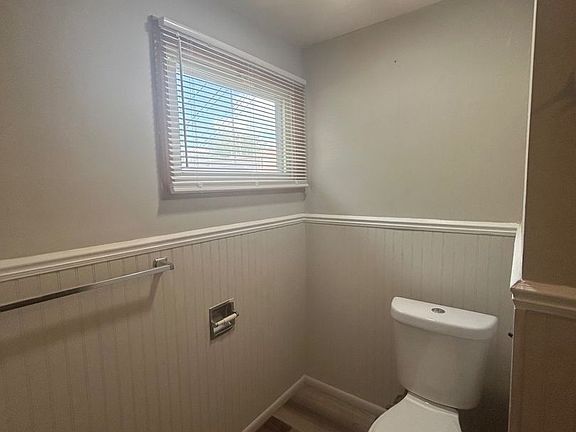 5th image of 4017 E 54th St #Dn