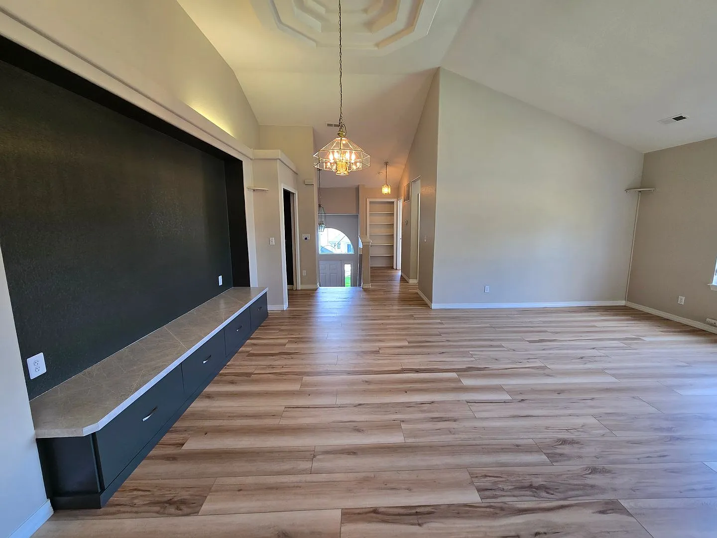 Sunny and Spacious 2 Bedroom, 2 bathroom Condo in Lakewood CO. — Photo 3