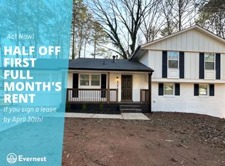 4274 Cedar Ridge Trl, Stone Mountain, GA 30083